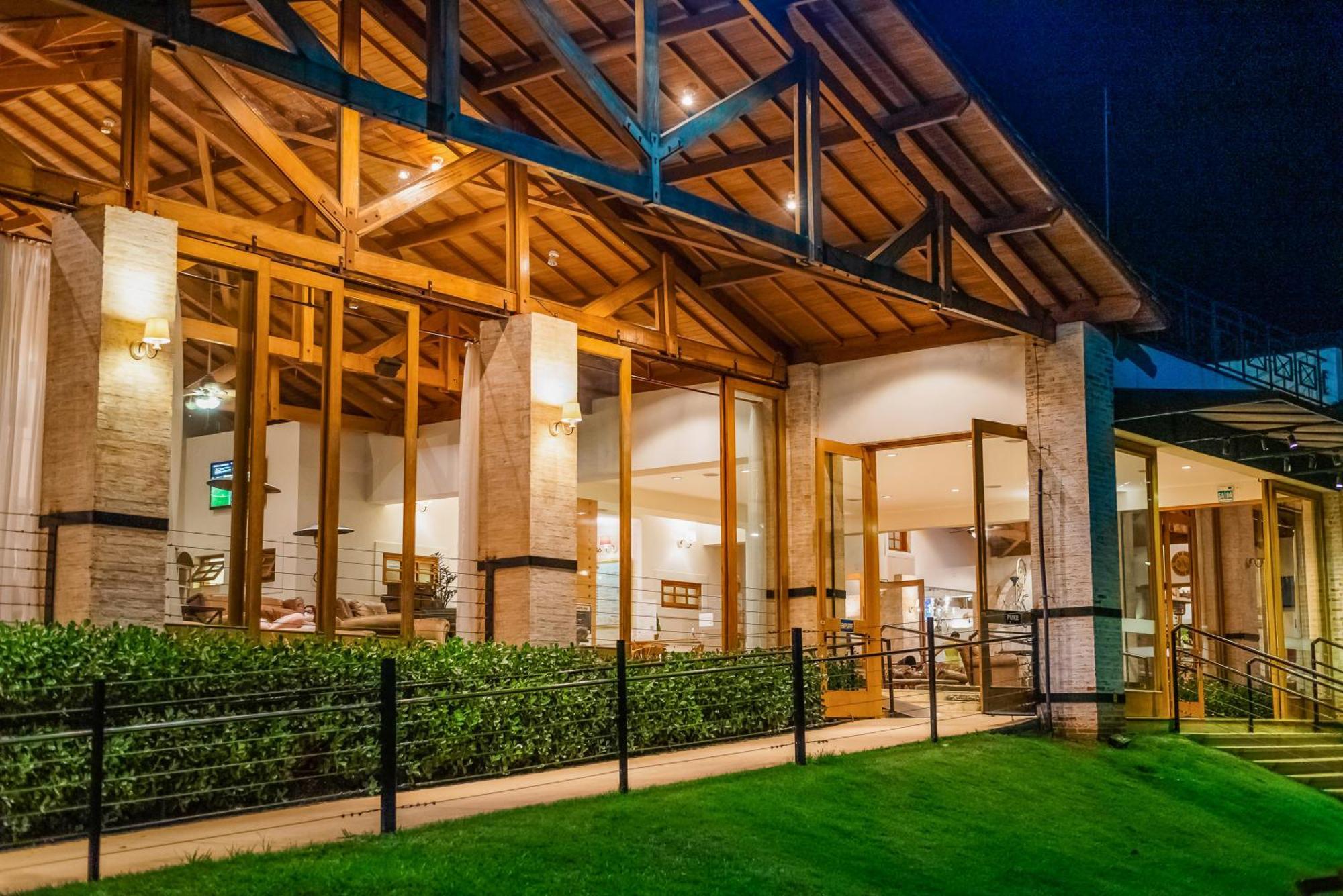 Hotel Monreale Resort Poços de Caldas Buitenkant foto