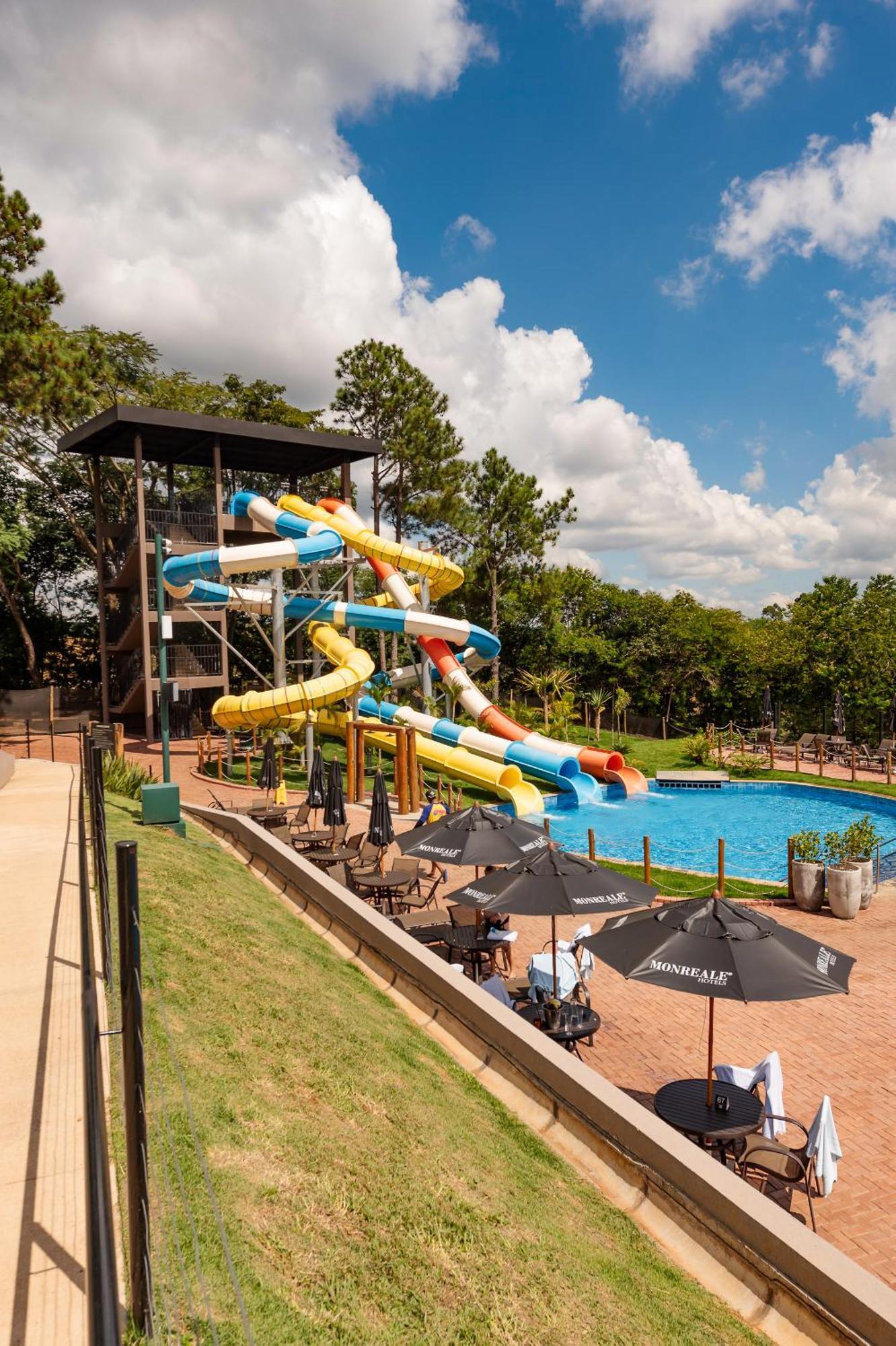 Hotel Monreale Resort Poços de Caldas Buitenkant foto